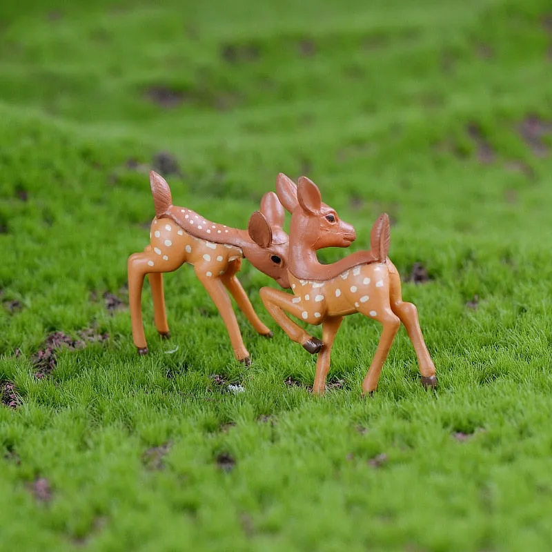 2PCS Artificial Mini Sika Deer Giraffe Fairy Garden Miniatures Gnomes Moss Terrariums Resin Crafts Figurines Home Decoration