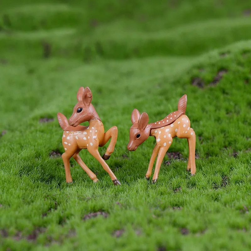 2PCS Artificial Mini Sika Deer Giraffe Fairy Garden Miniatures Gnomes Moss Terrariums Resin Crafts Figurines Home Decoration