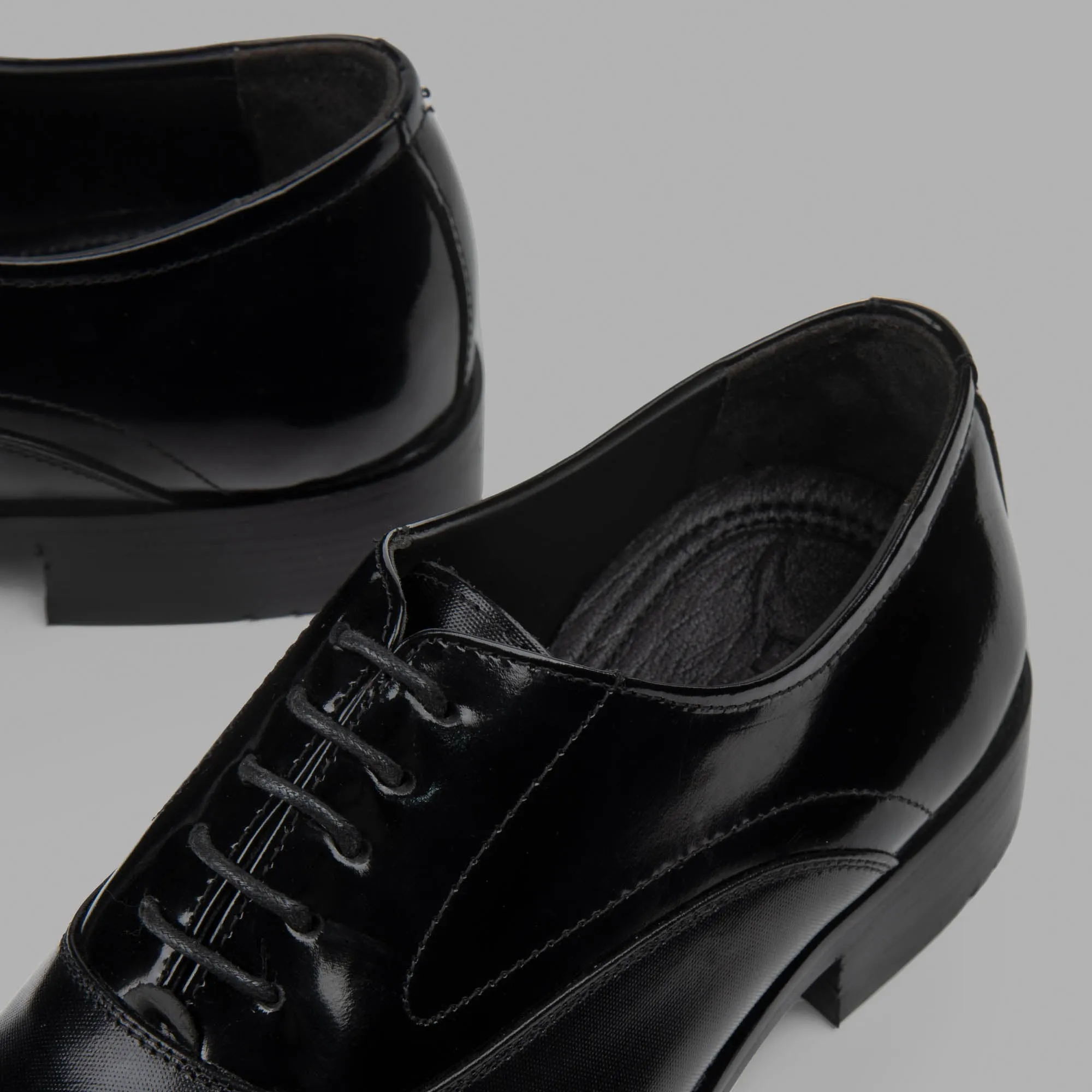 BRIO Genuine Leather Derby Cap Toe Shoes – Black