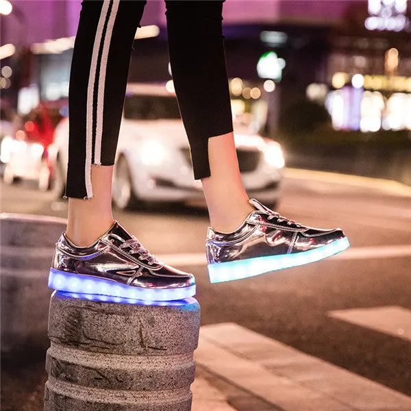 Fashionable Glow In The Dark USB Light Shoes